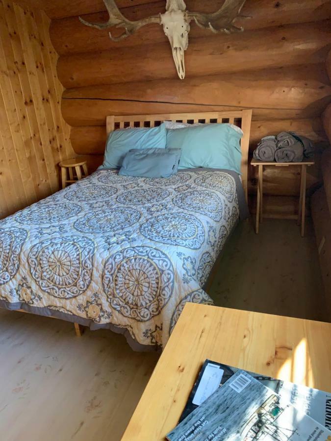 Sawing Logzz Cabin Copper Center Buitenkant foto